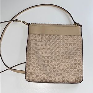 Coach crossbody in PERFECT CONDITION